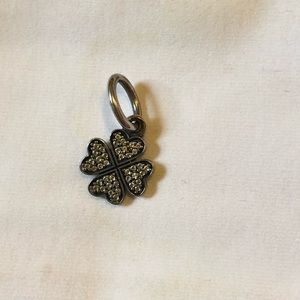Four leaf clover pandora charm